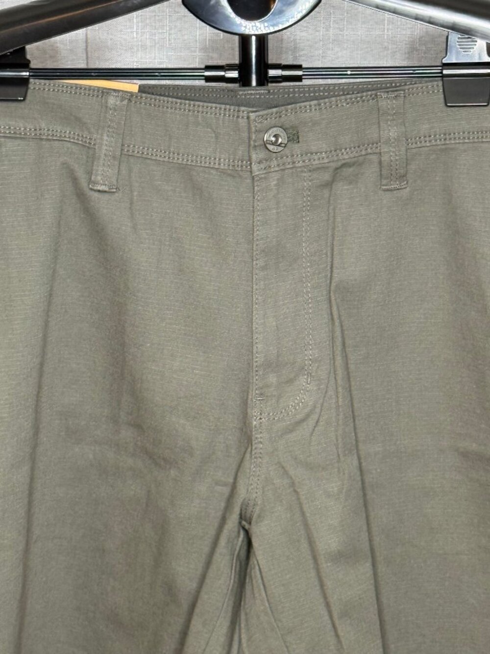 NWT - Weatherproof - Mens Utility Flat Front Shorts - Size 36 - Picture 2 of 8